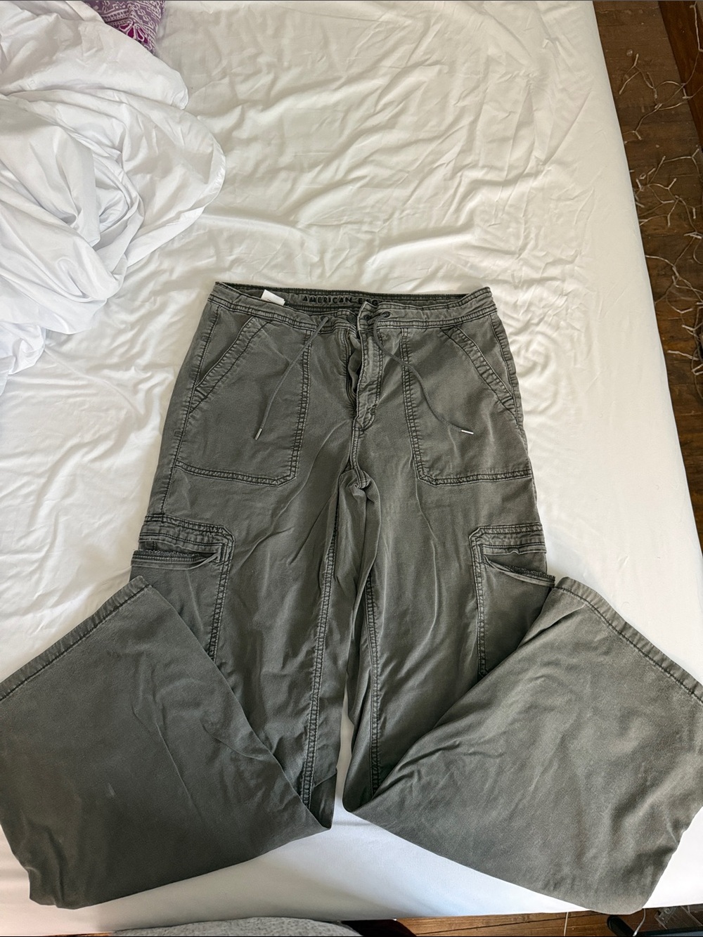 American Eagle Outfitters Olive Green Wide-Leg Cargo pants for Women